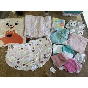 Mix Lot Of Baby Blankets, Boppy Cover And Wash Clothes Boy Girl
